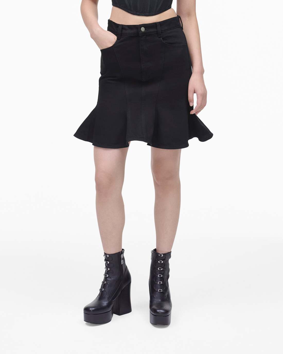 The Fluted Mini Skirt Black